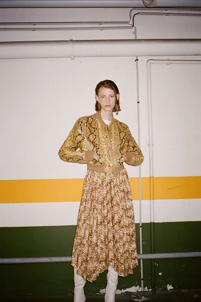 Look 5
